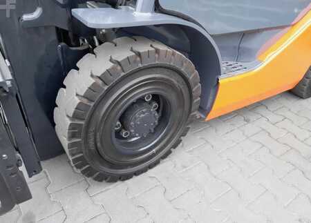 Diesel Forklifts 2014  Toyota 02-8FDF25 (6)