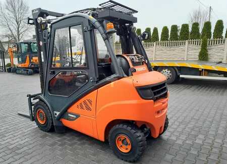 LPG Forklifts 2019  Linde H30T-02 (4)