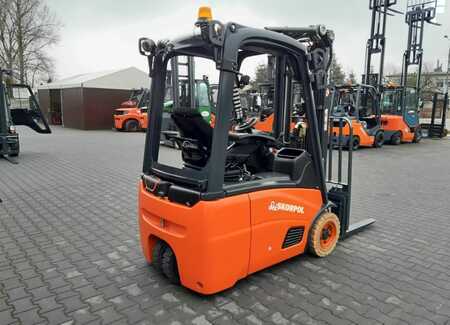 Elektro 3 Rad 2012  Linde E16C-01 (3)