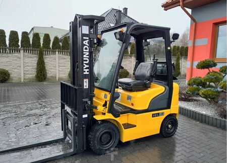 Carretilla elevadora GLP 2008  Hyundai 18L-7 (4)