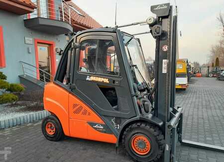 Treibgasstapler 2017  Linde H35T-02 (1)