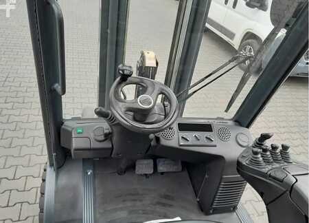Treibgasstapler 2016  Linde H25T-02 (5)