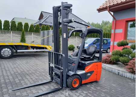 Elektro 3 Rad 2020  Linde E12-02 (2)