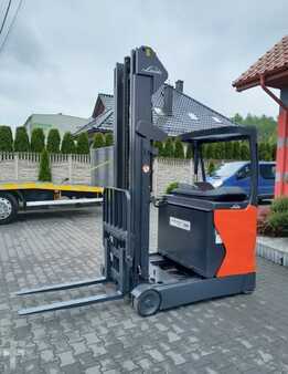 Schubmaststapler 2014  Linde R16-01 (10)