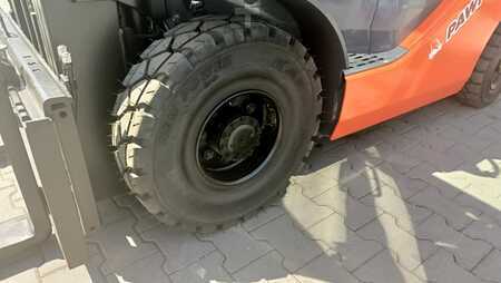 Dieselstapler 2014  Toyota 02-8FDF25 (9)