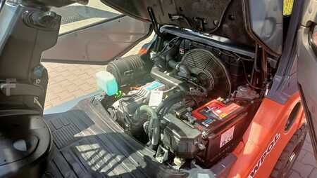 Dieselstapler 2014  Toyota 02-8FDF25 (8)