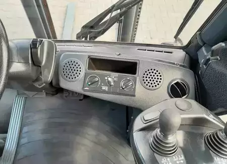 Wózki gazowe 2017  Linde H25T-02 (10)