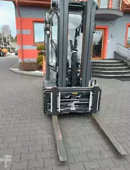Wózki widłowe diesel 2020  Linde H25D-01/600 (5)