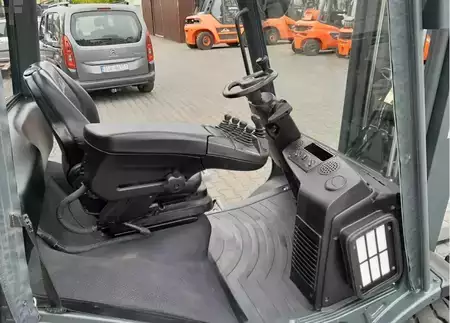 Wózki gazowe 2016  Linde H25T-02 (7)
