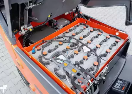 Elektryczne 4-kołowe 2023  Linde EG20PH-02 (12)