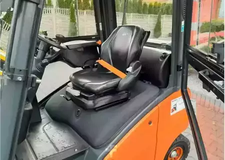 Wózki gazowe 2020  Linde H16T-01 (10)