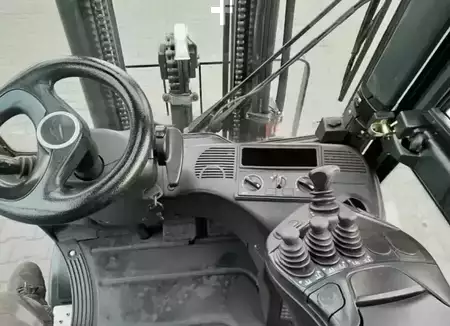 Wózki gazowe 2020  Linde H16T-01 (8)