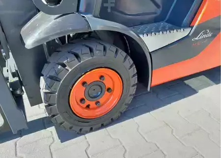 Wózki gazowe 2021  Linde H16T-01 (14)
