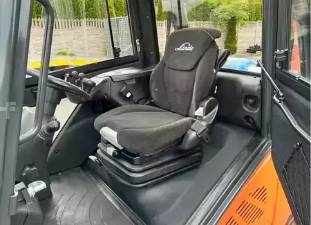 Wózki gazowe 2018  Linde H30T-02 (10)