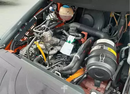 Wózki gazowe 2018  Linde H30T-02 (16)