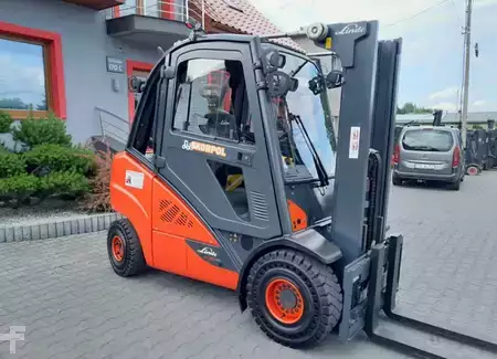 Wózki gazowe 2018  Linde H30T-02 (4)
