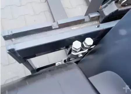 Wózki gazowe 2018  Linde H30T-02 (6)
