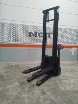 Gerbeurs 2025  EP Equipment ESA121LI 4.1 mts Lithium batery 1.2 T Dealer price! (5)