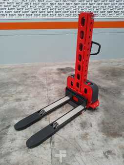 Ledstaplare gå 2025  NCT SEMI- SME0513 auto-loader on van 500 kg 0.8 m (4)