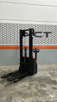 Gerbeurs 2025  EP Equipment WSA121 3.3 mts free lift Lithium Dealer price! (3 unit aval) (6)