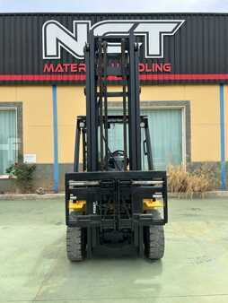 Diesel truck 2014  Yale GDP45SCX Duplex 4.9 m (2)