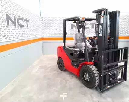 Dieselstapler  NCT FD35 triplex 4.8 m Doosan Engine - Dealer price! end customer ask price (1)