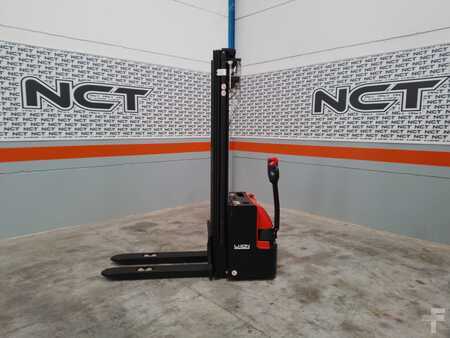 Gerbeurs 2025  EP Equipment WSA161 4 mt triplex Lithium (3 unit) (4)