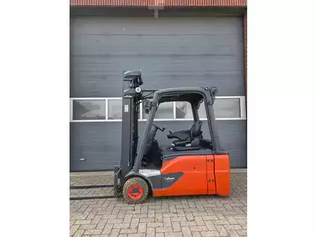 Chariots électriques à 4 roues 2021  Linde E16L-02 (1)