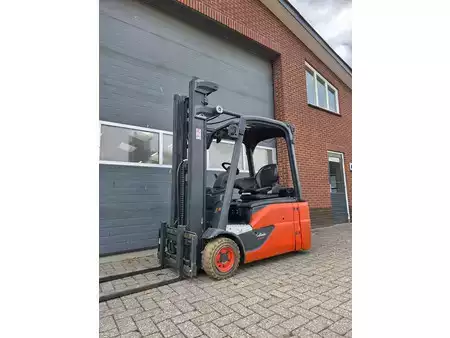 Chariots électriques à 4 roues 2021  Linde E16L-02 (2)