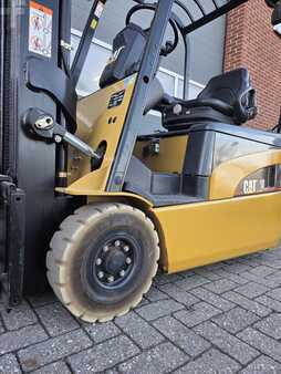 Electric - 3 wheels  CAT Lift Trucks EP16NT (2)