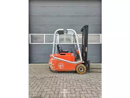 Eléctrico - 4 rodas 2004  BT CBE12T (5)