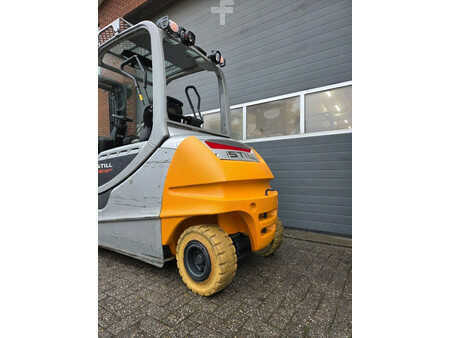 Elektromos 4 kerekű 2014  Still RX60-50 RX60-50/600 Triplex Freelift 4 functies (5)