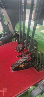 4-wiel elektrische heftrucks 2024  EP Equipment 25 (14)