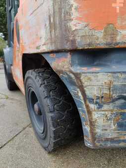 Carretilla elevadora GLP - Toyota 02-7 FGF (15)