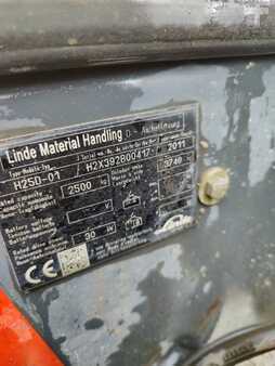 Dieselový VZV 2011  Linde H25D (5)