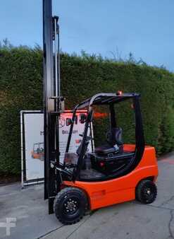 Carrelli elettrici 4 ruote - [div] ELECTRIC (16)