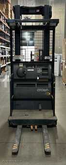 Vertical order pickers 2015  Crown SP3520-30 (2)