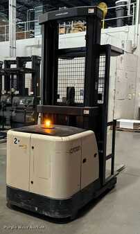 Vertical order pickers 2015  Crown SP3520-30 (4)