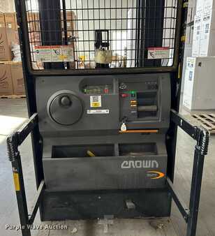 Vertical order pickers 2015  Crown SP3520-30 (14)