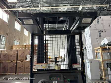 Vertical order pickers 2015  Crown SP3520-30 (15)