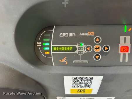 Vertical order pickers 2015  Crown SP3520-30 (18)