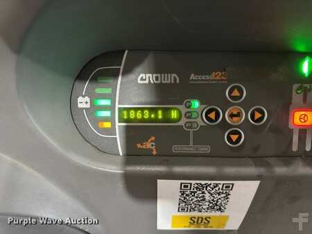 Vertical order pickers 2016  Crown SP3520-30 (16)