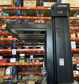 Vertical order pickers 2016  Crown SP3520-30 (22)