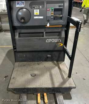 Vertical order pickers 2016  Crown SP3520-30 (12)