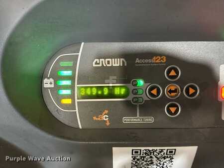 Vertical order pickers 2016  Crown SP3520-30 (18)