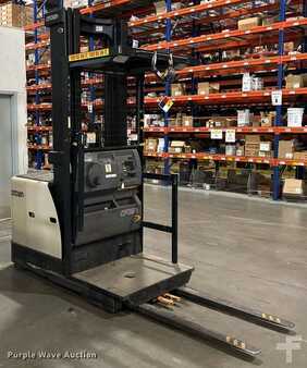 Vertical order pickers 2016  Crown SP3520-30 (3)