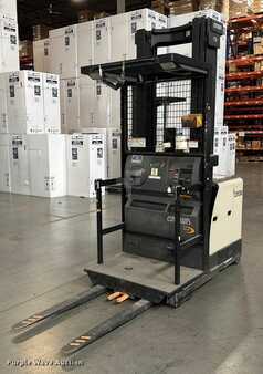 Vertical order pickers 2016  Crown SP3520-30 (1)