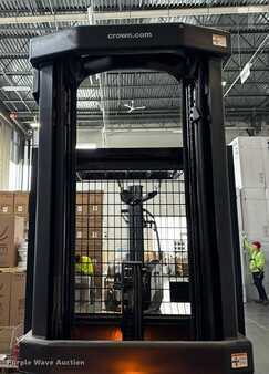 Vertical order pickers 2016  Crown SP3520-30 (25)