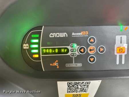 Vertical order pickers 2017  Crown SP4020-30 (24)