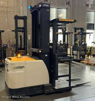 Vertical order pickers 2017  Crown SP4020-30 (4)